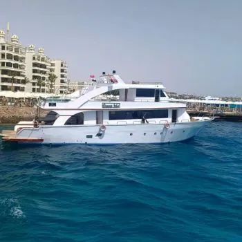 🚤 Sea Safari Trip – Hurghada