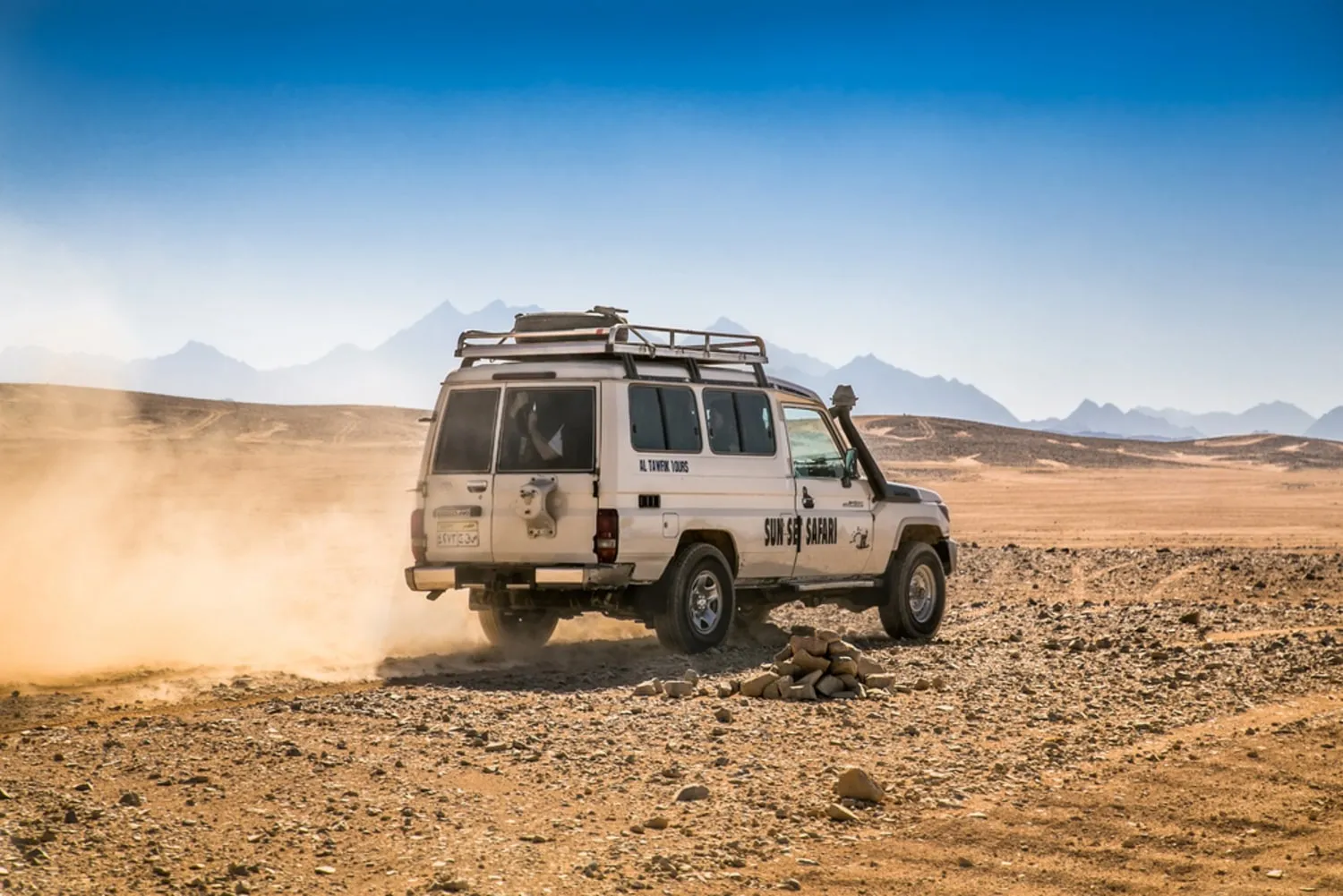 🌄 Bedouin Village Half Day Tour – Hurghada bedouin-village-half-day-tour-hurghada/Mega-Safari-2-min.jpg