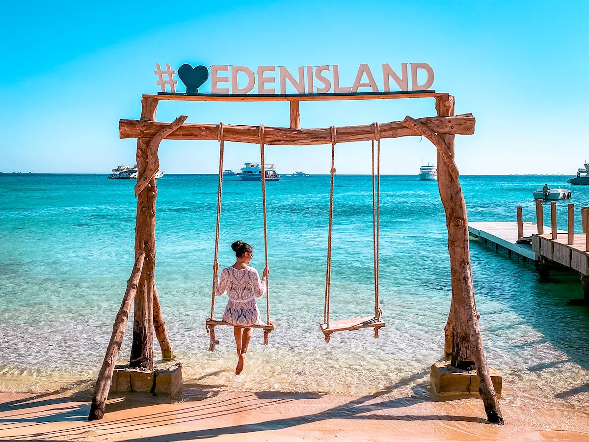 🌴 Cold Ice Island Trip – Hurghada